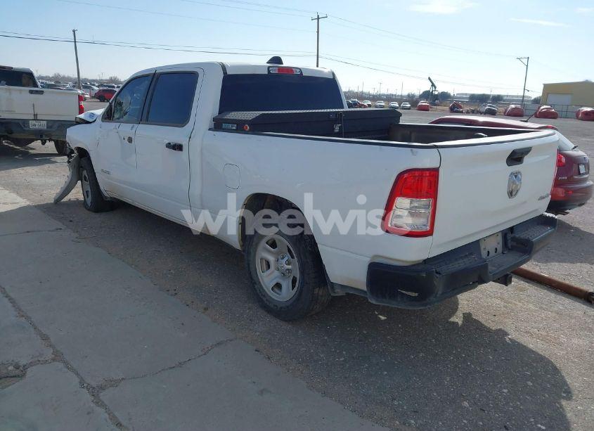 Photo 3 of 2022 Ram 1500 TRADESMAN 4X4 6'4 BOX (VIN 1C6SRFNT7NN443106)