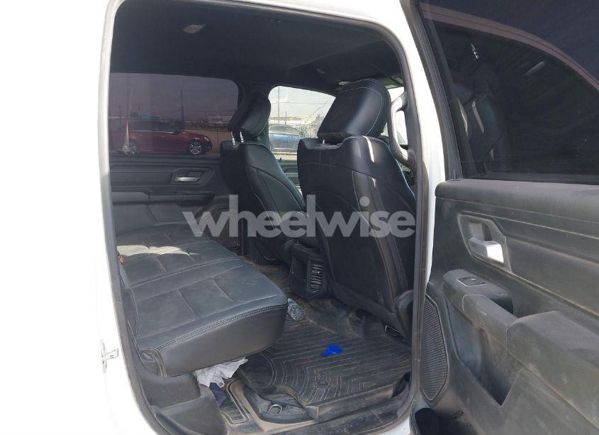 Photo 8 of 2022 Ram 1500 TRADESMAN 4X4 6'4 BOX (VIN 1C6SRFNT7NN443106)