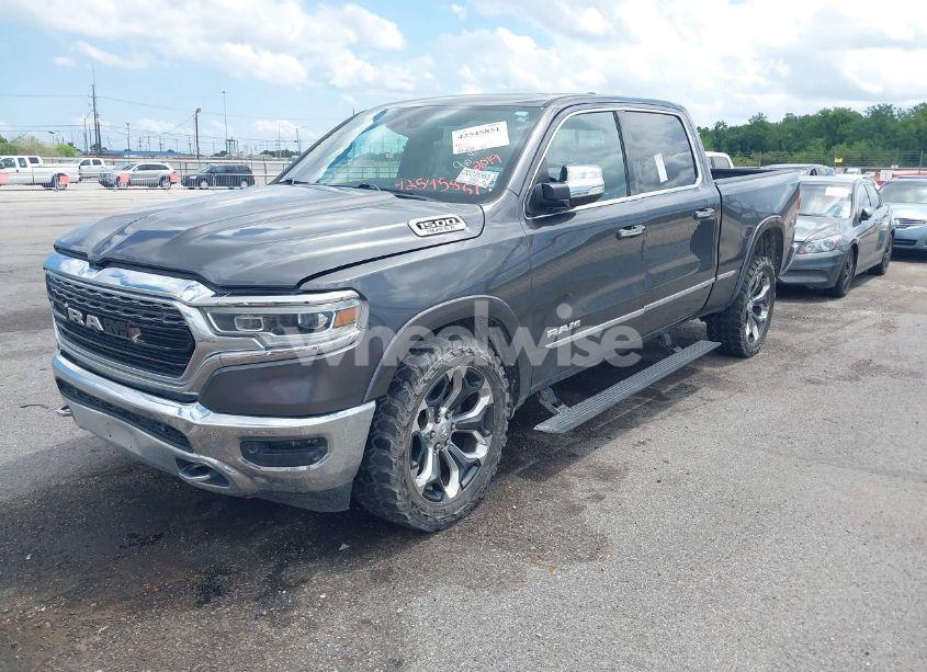 Photo 2 of 2019 Ram 1500 LIMITED 4X4 6'4 BOX (VIN 1C6SRFPT0KN519175)