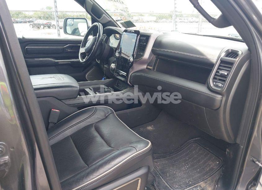 Photo 5 of 2019 Ram 1500 LIMITED 4X4 6'4 BOX (VIN 1C6SRFPT0KN519175)