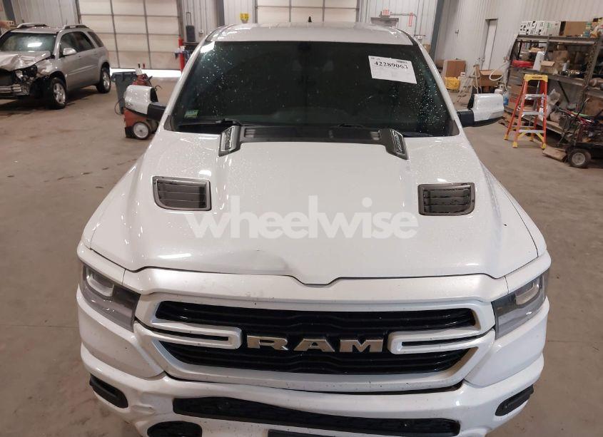 Photo 12 of 2019 Ram 1500 LARAMIE 4X4 6'4 BOX (VIN 1C6SRFRT2KN774858)