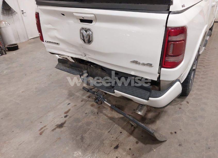 Photo 17 of 2019 Ram 1500 LARAMIE 4X4 6'4 BOX (VIN 1C6SRFRT2KN774858)