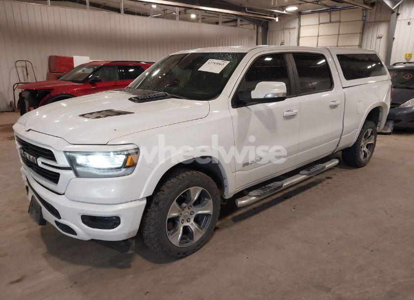 Photo 2 of 2019 Ram 1500 LARAMIE 4X4 6'4 BOX (VIN 1C6SRFRT2KN774858)
