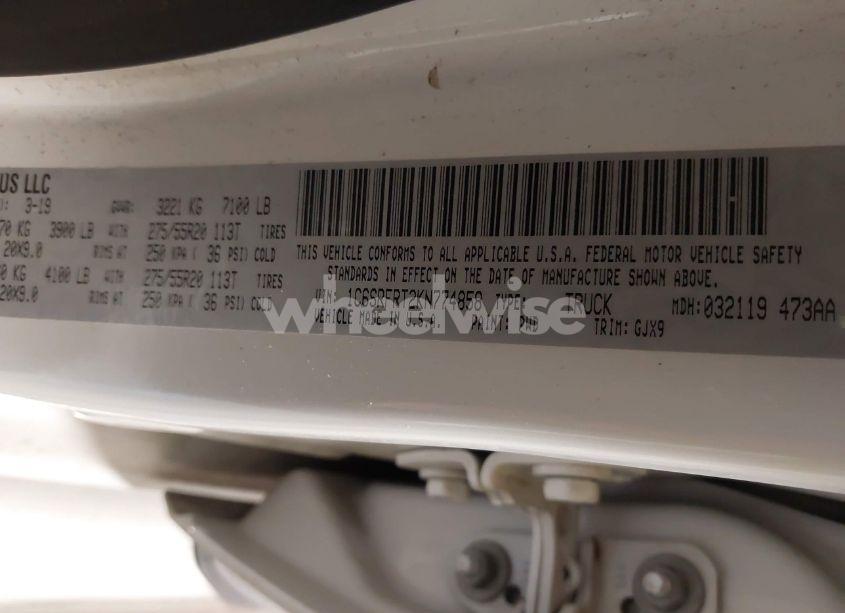 Photo 9 of 2019 Ram 1500 LARAMIE 4X4 6'4 BOX (VIN 1C6SRFRT2KN774858)