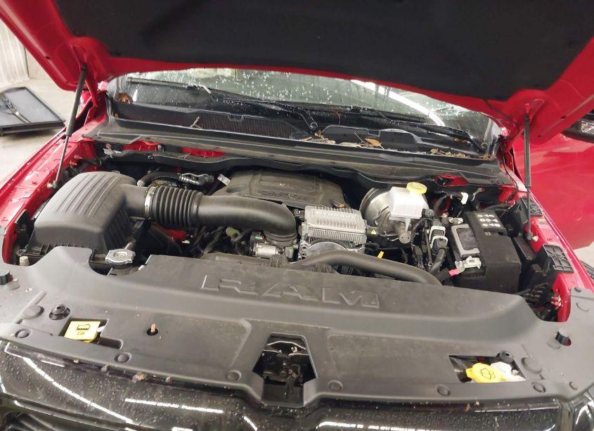 Photo 10 of 2024 Ram 1500 LARAMIE 4X4 6'4 BOX (VIN 1C6SRFRT2RN120078)