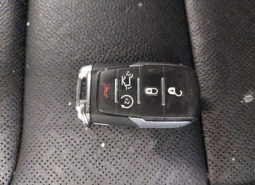 Photo 11 of 2024 Ram 1500 LARAMIE 4X4 6'4 BOX (VIN 1C6SRFRT2RN120078)