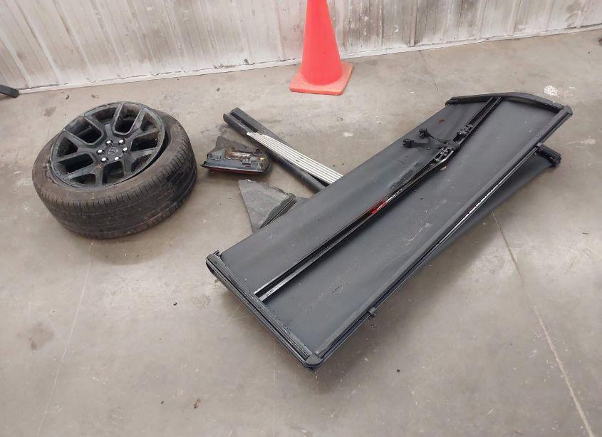 Photo 12 of 2024 Ram 1500 LARAMIE 4X4 6'4 BOX (VIN 1C6SRFRT2RN120078)