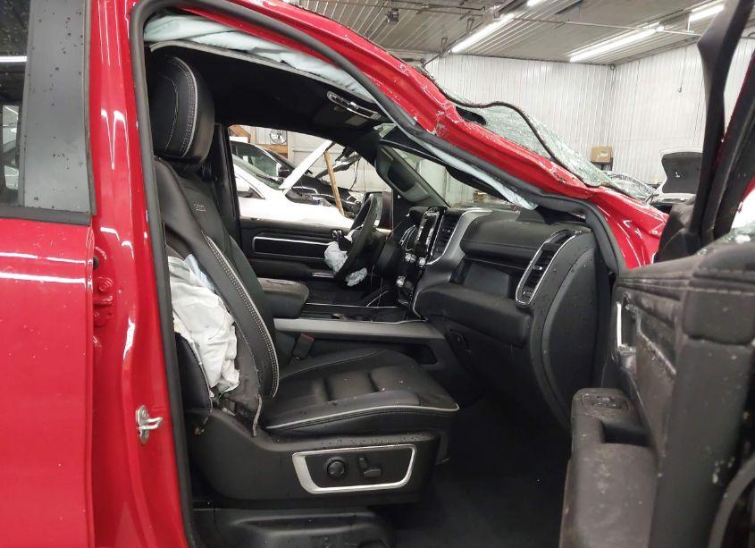 Photo 5 of 2024 Ram 1500 LARAMIE 4X4 6'4 BOX (VIN 1C6SRFRT2RN120078)