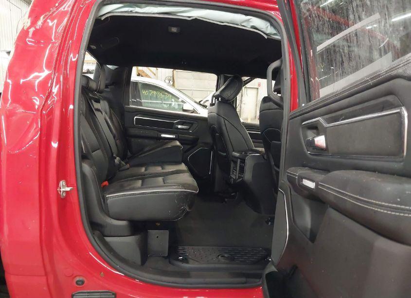 Photo 8 of 2024 Ram 1500 LARAMIE 4X4 6'4 BOX (VIN 1C6SRFRT2RN120078)