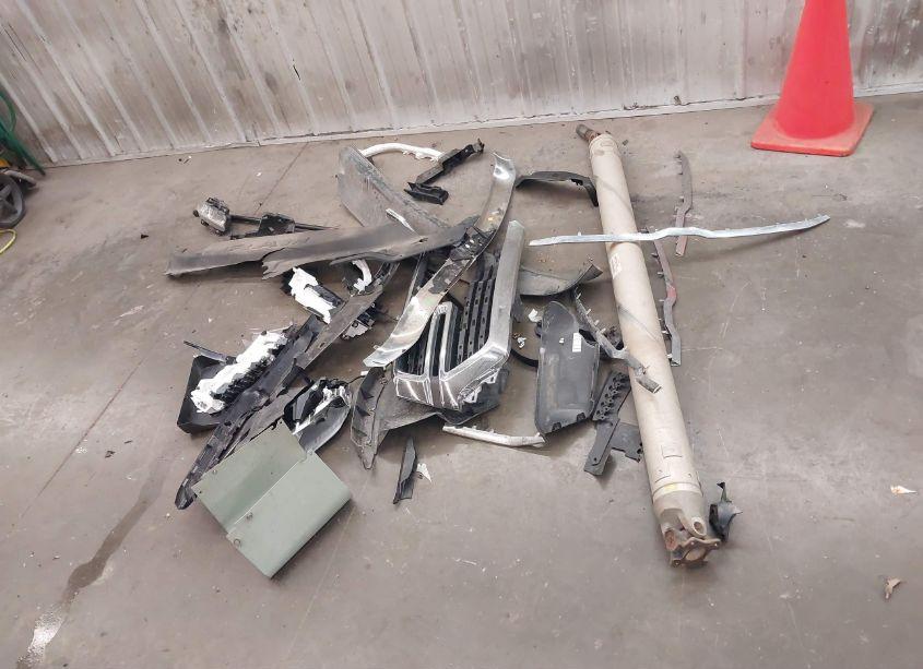 Photo 11 of 2019 Ram 1500 LARAMIE 4X4 6'4 BOX (VIN 1C6SRFRT3KN568917)