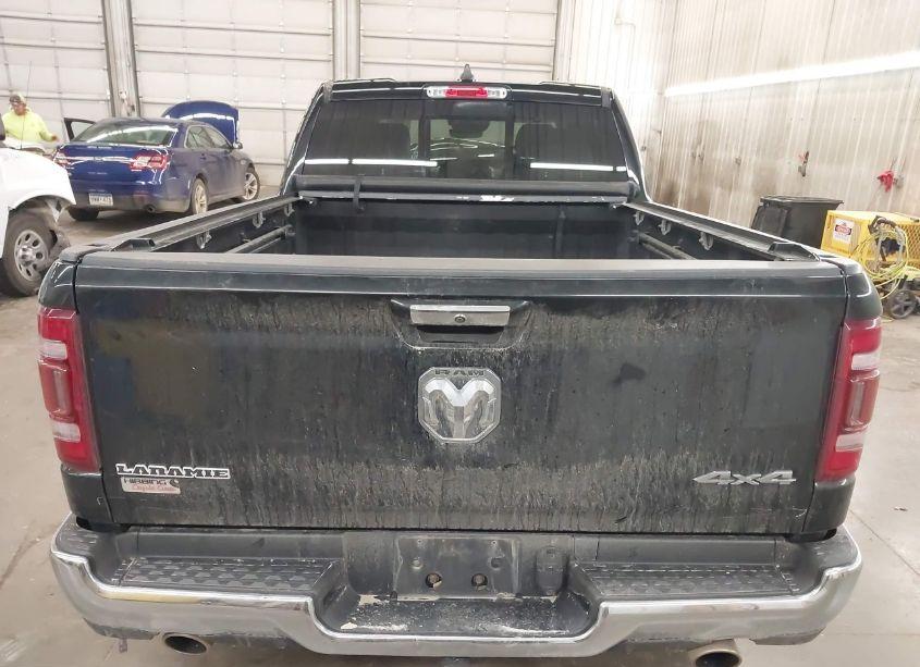 Photo 16 of 2019 Ram 1500 LARAMIE 4X4 6'4 BOX (VIN 1C6SRFRT3KN568917)