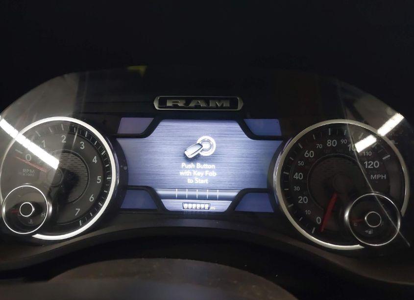 Photo 7 of 2019 Ram 1500 LARAMIE 4X4 6'4 BOX (VIN 1C6SRFRT3KN568917)