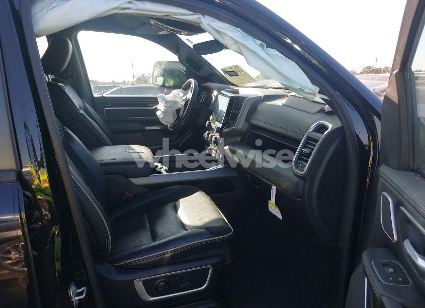 Photo 5 of 2022 Ram 1500 LARAMIE 4X4 6'4 BOX (VIN 1C6SRFRT4NN191342)