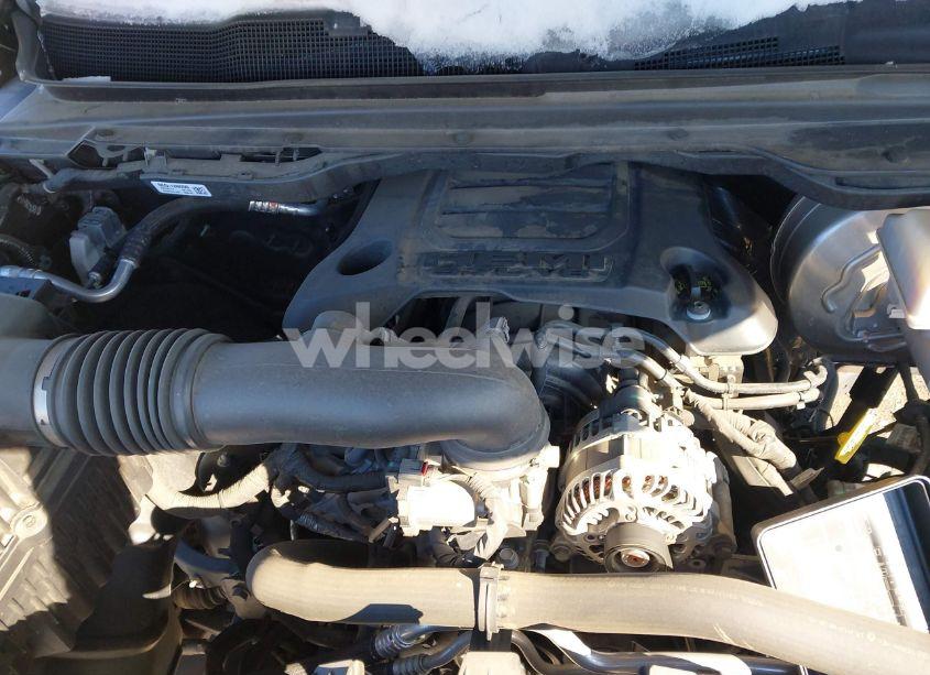 Photo 10 of 2019 Ram 1500 LARAMIE 4X4 6'4 BOX (VIN 1C6SRFRT6KN765712)