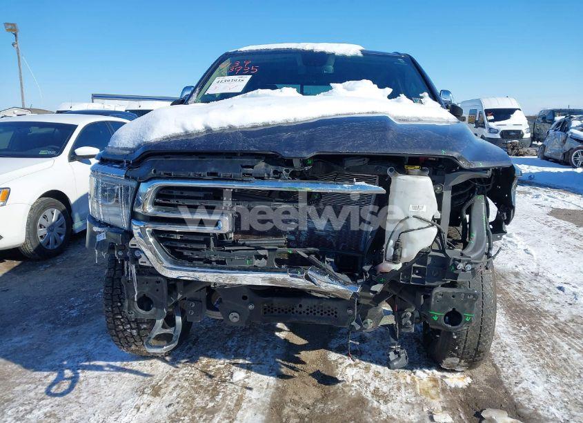 Photo 12 of 2019 Ram 1500 LARAMIE 4X4 6'4 BOX (VIN 1C6SRFRT6KN765712)