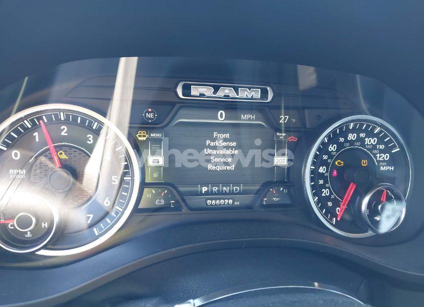 Photo 7 of 2019 Ram 1500 LARAMIE 4X4 6'4 BOX (VIN 1C6SRFRT6KN765712)