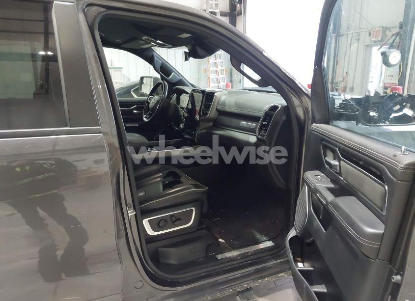 Photo 5 of 2021 Ram 1500 LARAMIE 4X4 6'4 BOX (VIN 1C6SRFRT7MN752356)