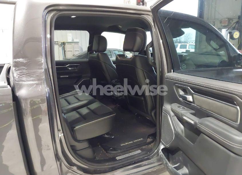 Photo 8 of 2021 Ram 1500 LARAMIE 4X4 6'4 BOX (VIN 1C6SRFRT7MN752356)