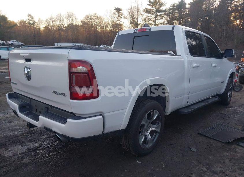 Photo 4 of 2019 Ram 1500 LARAMIE 4X4 6'4 BOX (VIN 1C6SRFRT8KN710095)