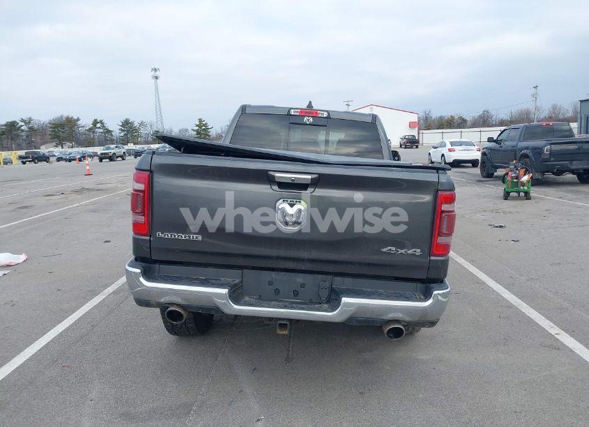 Photo 17 of 2019 Ram 1500 LARAMIE (VIN 1C6SRFRT9KN812649)