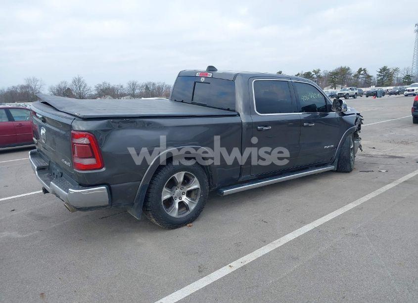 Photo 4 of 2019 Ram 1500 LARAMIE (VIN 1C6SRFRT9KN812649)