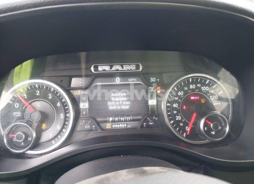 Photo 7 of 2019 Ram 1500 LARAMIE (VIN 1C6SRFRT9KN812649)