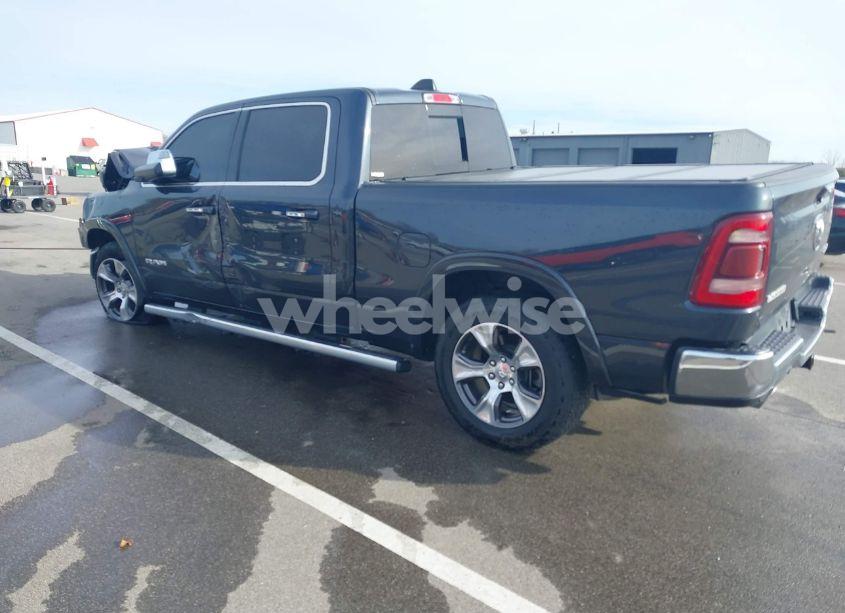 Photo 2 of 2019 Ram 1500 LARAMIE 4X4 6'4 BOX (VIN 1C6SRFRTXKN579302)