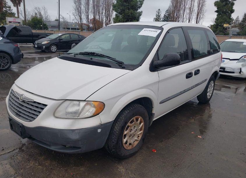 Photo 2 of 2002 Chrysler Voyager EC (VIN 1C8GJ15B52B578175)