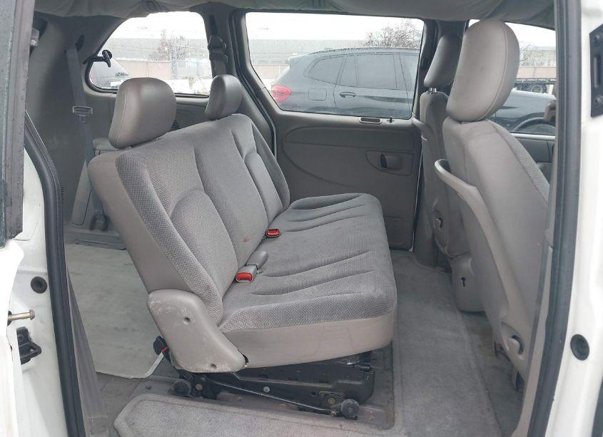 Photo 8 of 2002 Chrysler Voyager EC (VIN 1C8GJ15B52B578175)