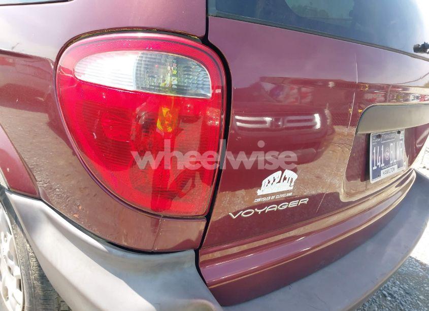 Photo 6 of 2001 Chrysler Voyager N/A (VIN 1C8GJ253X1B203668)