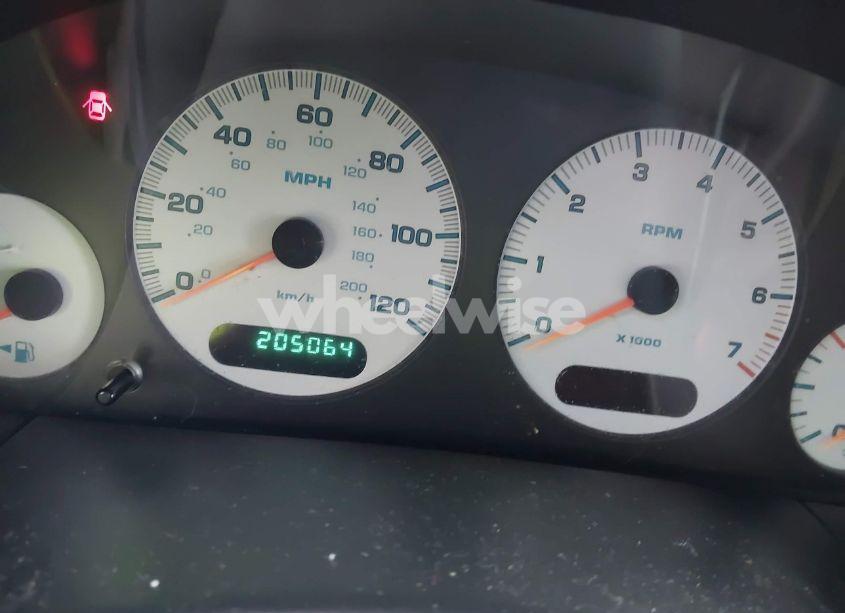 Photo 7 of 2001 Chrysler Voyager N/A (VIN 1C8GJ253X1B203668)