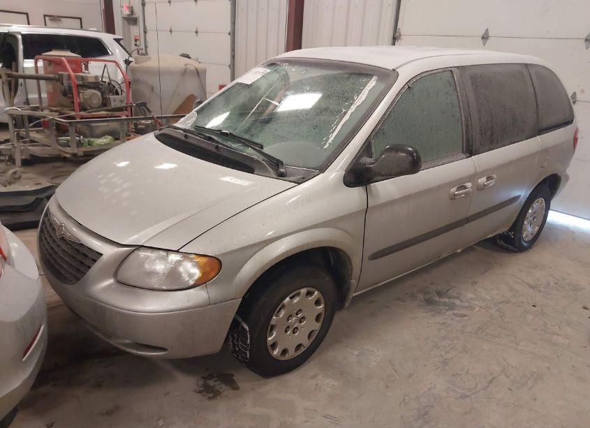 Photo 2 of 2002 Chrysler Voyager LX (VIN 1C8GJ45322B550764)