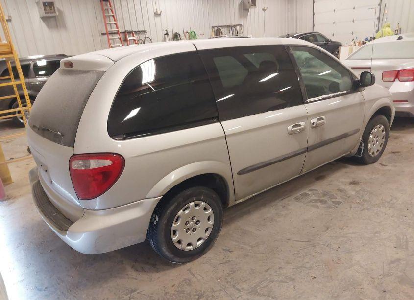 Photo 4 of 2002 Chrysler Voyager LX (VIN 1C8GJ45322B550764)