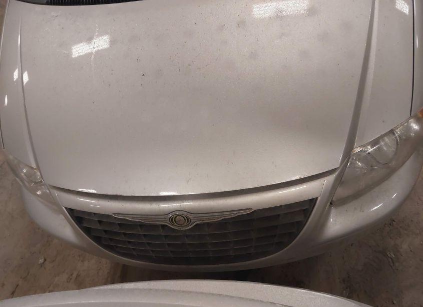 Photo 6 of 2002 Chrysler Voyager LX (VIN 1C8GJ45322B550764)