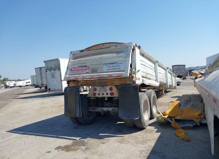 Photo 4 of 1998 Clement Ind DUMP (VIN 1C9BB38B8WM110543)