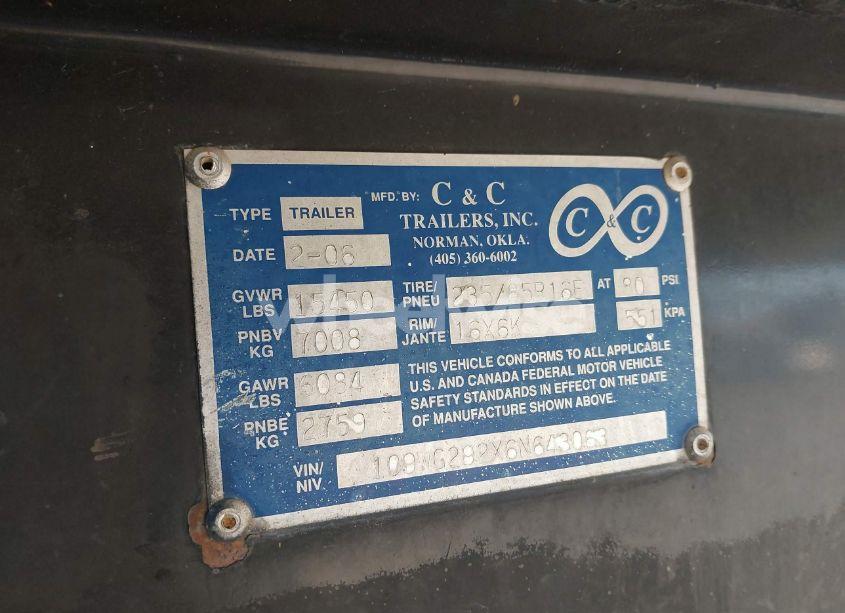 Photo 9 of 2006 C&c Carrier W/LIVING (VIN 1C9WG292X6N643063)