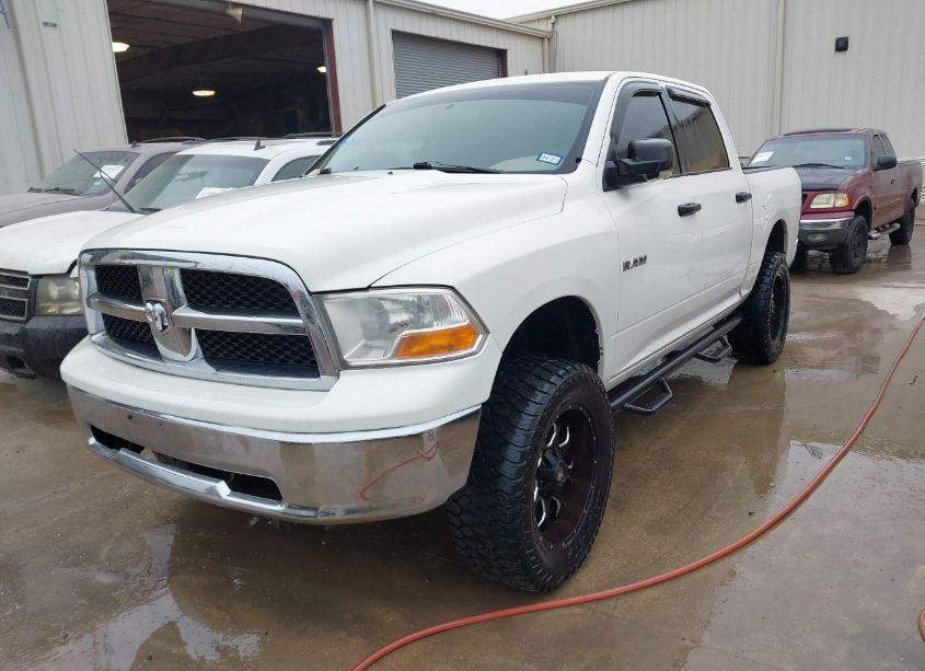 Photo 2 of 2009 Dodge Ram 1500 SLT/SPORT/TRX (VIN 1D3HB13P19S734568)