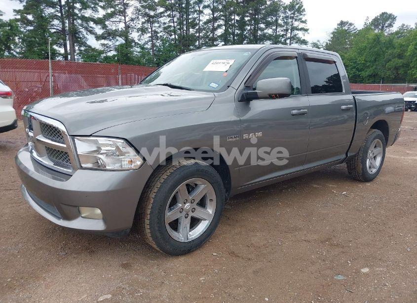 Photo 2 of 2009 Dodge Ram 1500 SLT/SPORT/TRX (VIN 1D3HB13T19S738309)
