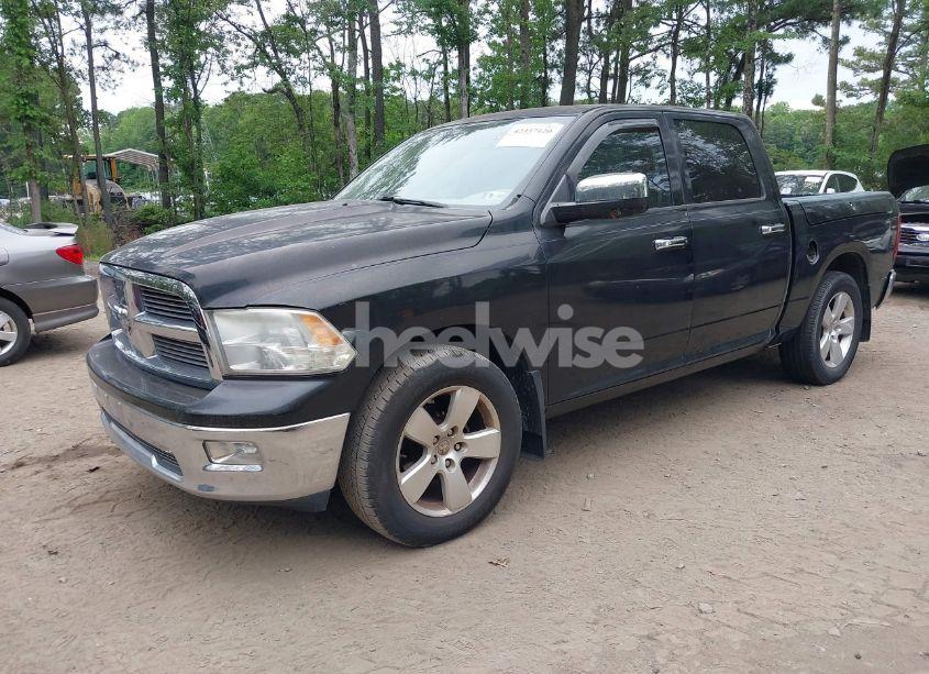 Photo 2 of 2009 Dodge Ram 1500 SLT/SPORT/TRX (VIN 1D3HB13T69J522316)