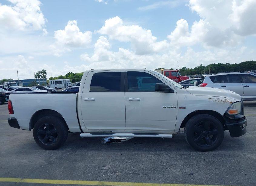 Photo 13 of 2009 Dodge Ram 1500 SLT/SPORT/TRX (VIN 1D3HB13TX9S707737)