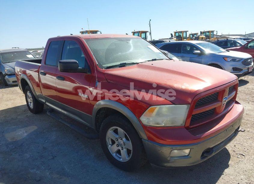 2009 Dodge Ram 1500 SLT/SPORT/TRX (VIN 1D3HB18P39S772361) main photo