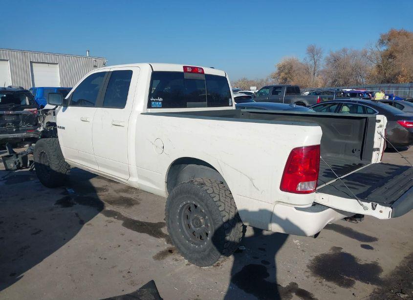 Photo 3 of 2009 Dodge Ram 1500 SLT/SPORT/TRX (VIN 1D3HB18T79S762980)