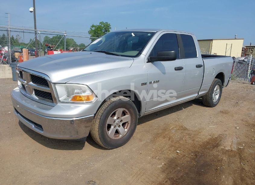 Photo 2 of 2009 Dodge Ram 1500 SLT/SPORT/TRX (VIN 1D3HB18TX9S757191)