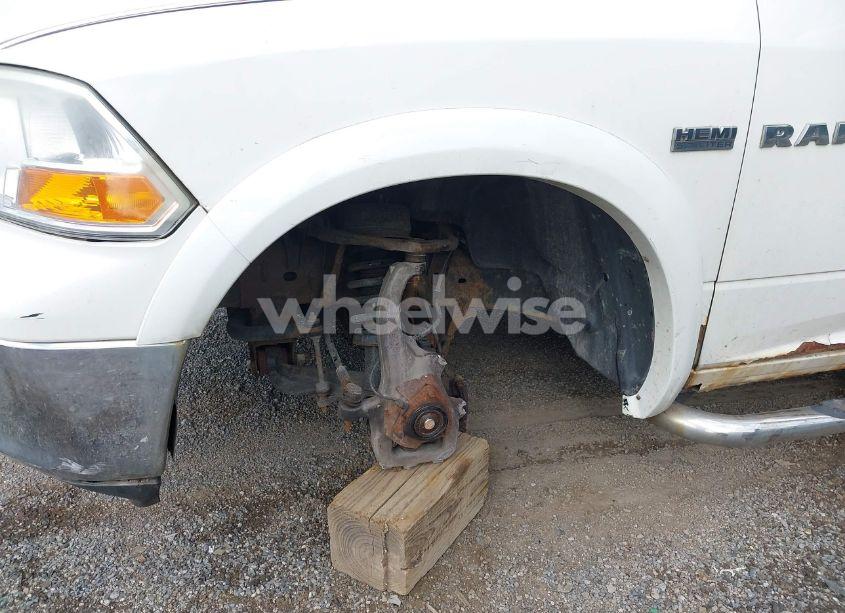 Photo 6 of 2009 Dodge Ram 1500 SLT/SPORT/TRX (VIN 1D3HV13T49J526520)