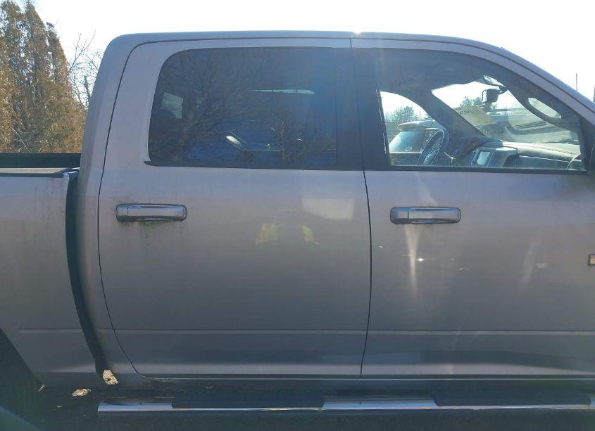 Photo 13 of 2009 Dodge Ram 1500 SLT/SPORT/TRX (VIN 1D3HV13TX9S711486)