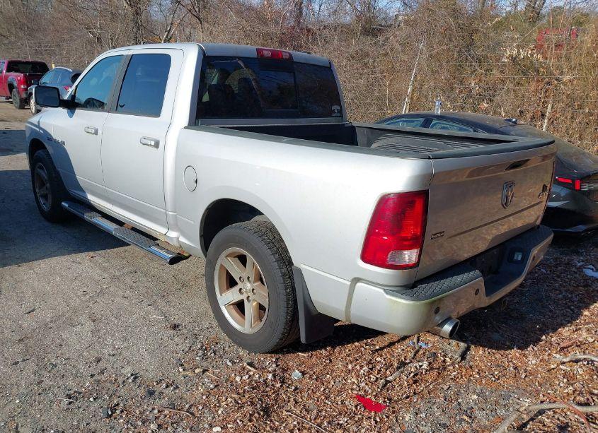 Photo 3 of 2009 Dodge Ram 1500 SLT/SPORT/TRX (VIN 1D3HV13TX9S711486)