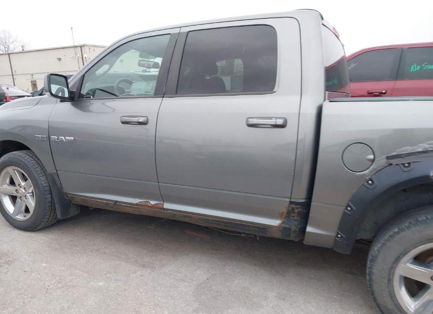 Photo 14 of 2009 Dodge Ram 1500 SLT/SPORT/TRX (VIN 1D3HV13TX9S744486)