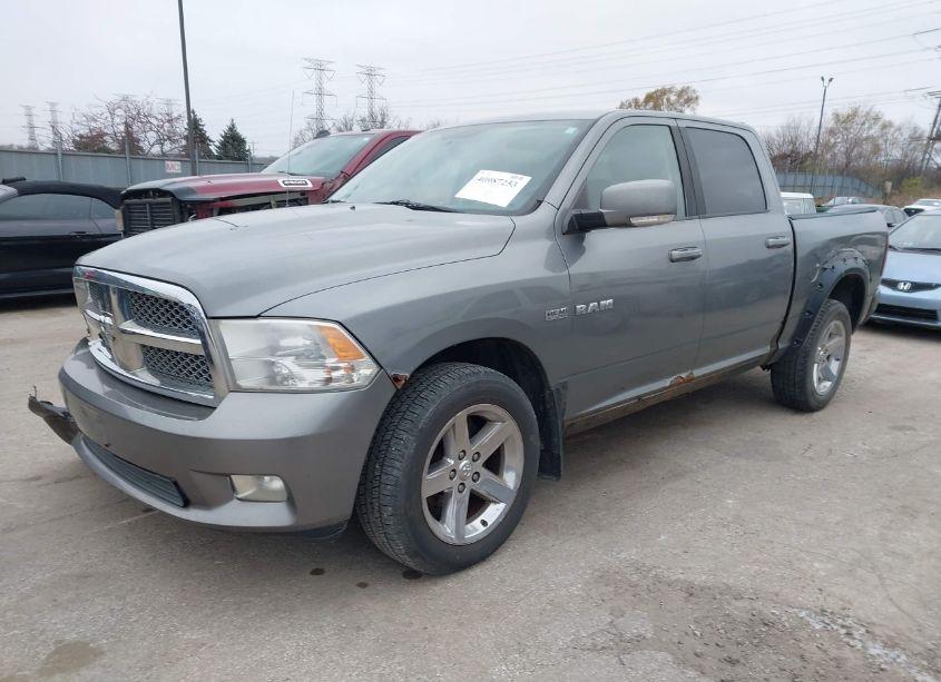 Photo 2 of 2009 Dodge Ram 1500 SLT/SPORT/TRX (VIN 1D3HV13TX9S744486)