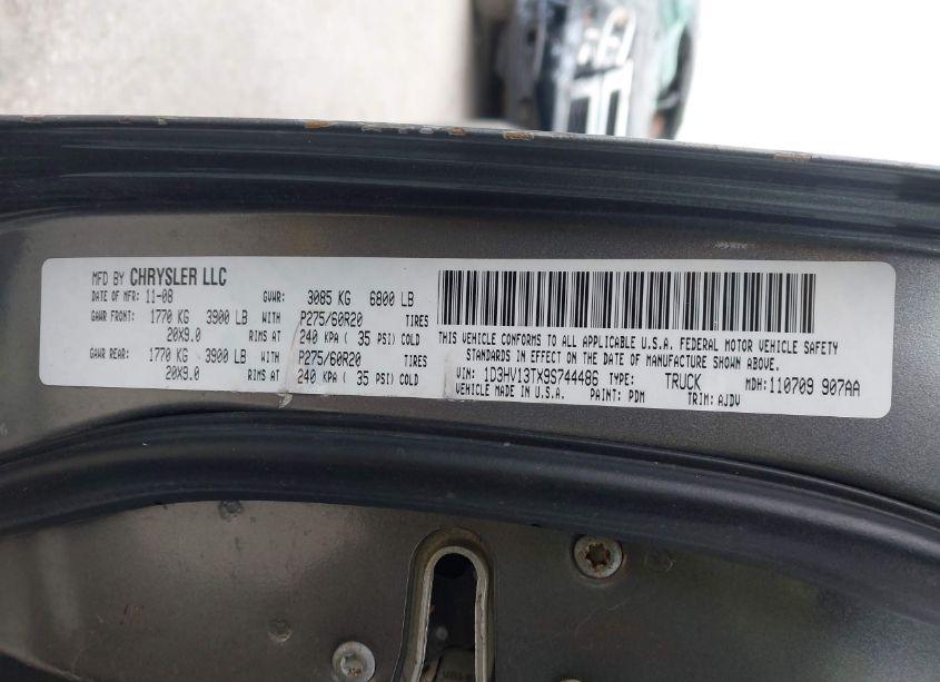 Photo 9 of 2009 Dodge Ram 1500 SLT/SPORT/TRX (VIN 1D3HV13TX9S744486)