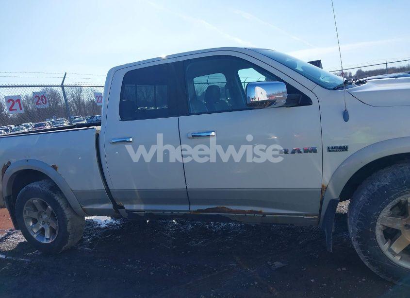 Photo 13 of 2009 Dodge Ram 1500 LARAMIE (VIN 1D3HV18T19S704077)